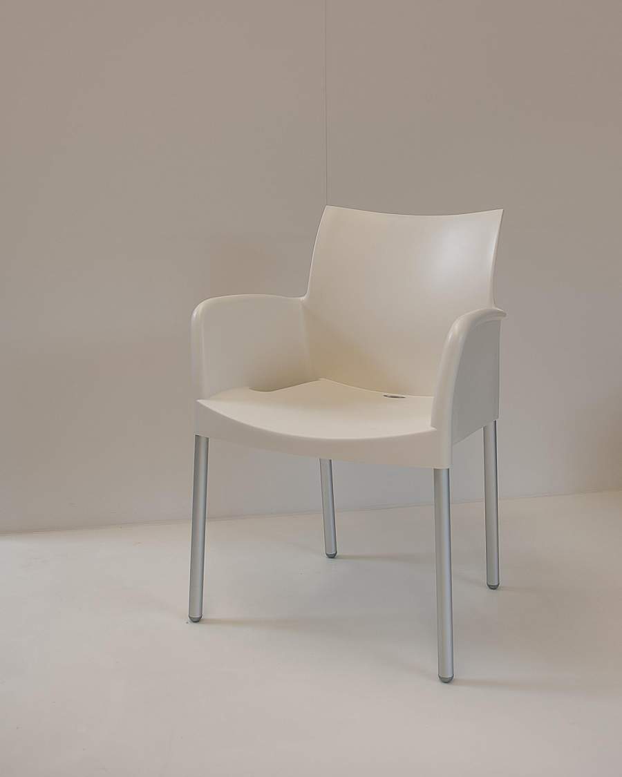 Glad Beeldhouwwerk lens Meubilair - Senioren stoel cura indoor/outdoor ivoor